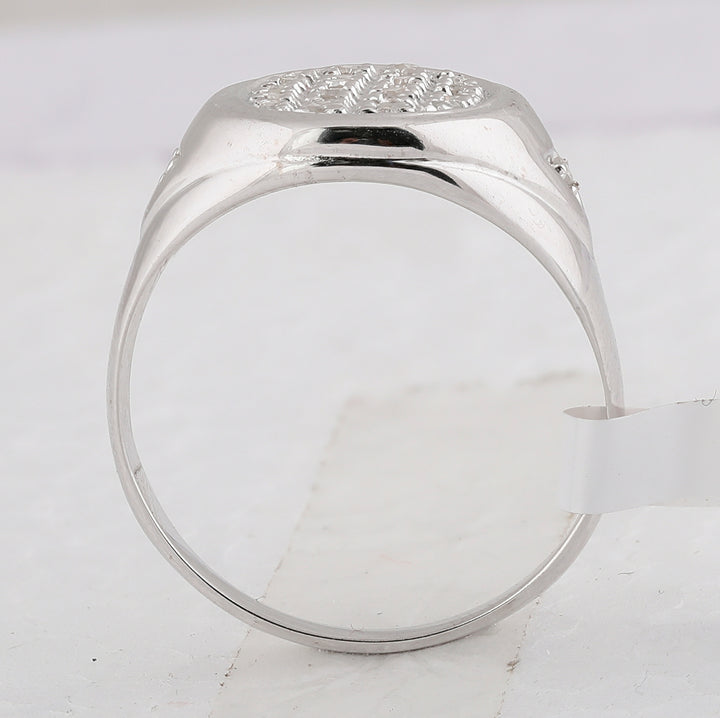 14kt White Gold Mens Round Diamond Oval Cluster Ring 1/4 Cttw