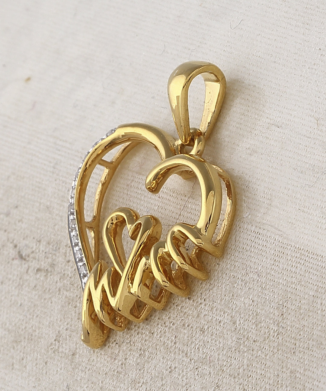 Yellow-tone Sterling Silver Women's Diamond Mom Heart Pendant 1/20 ctw
