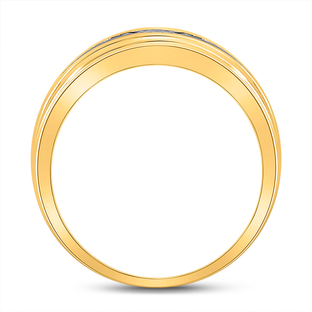 10kt Yellow Gold Mens Round Diamond Wedding Channel Set Band Ring 1/4 Cttw