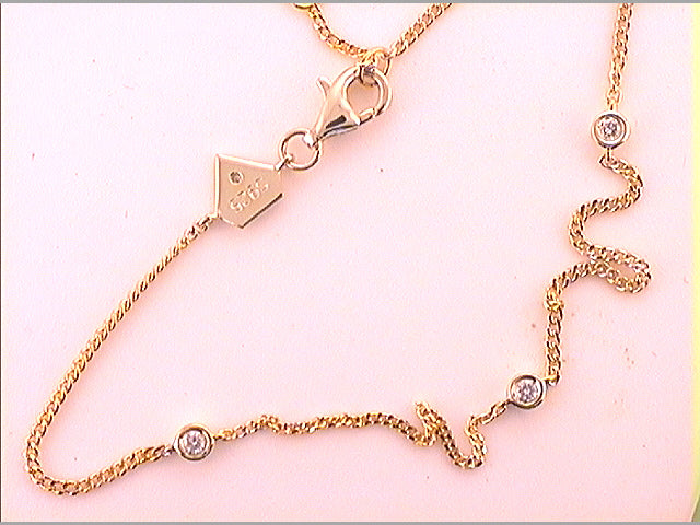 Yellow-tone Sterling Women's Diamond Bracelet 1/10 ctw