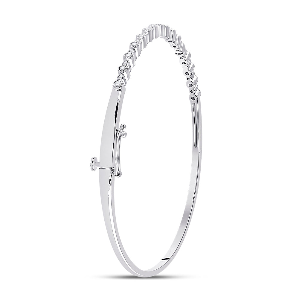 10kt White Gold Women's Diamond Fashion Bangle Bracelet 3/8 ctw - view 3