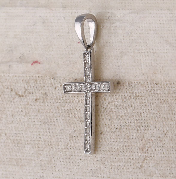 10kt White Gold Women's Diamond Religious Cross Pendant 1/20 ctw