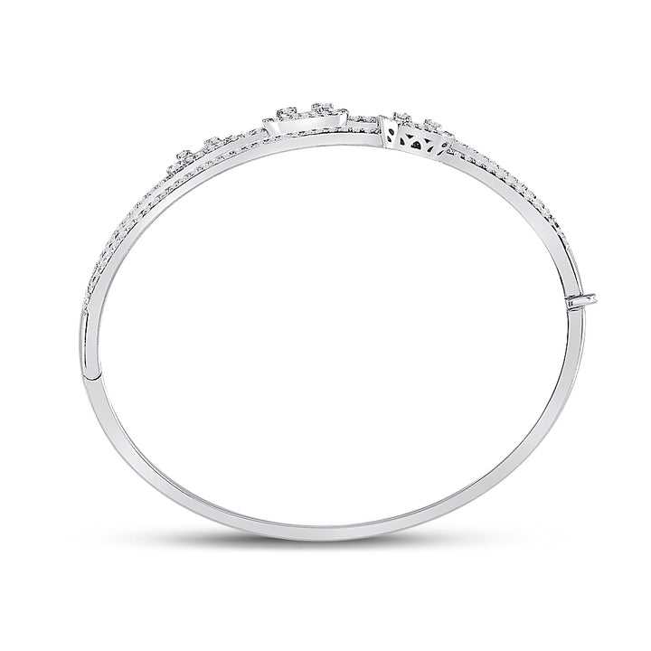 14kt White Gold Women's Baguette Diamond Cluster 3-stone Bracelet 1-3/4 ctw - view 3
