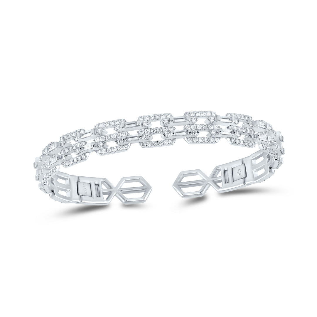 14kt White Gold Women's Baguette Diamond Bangle 2-1/2 ctw - view 4