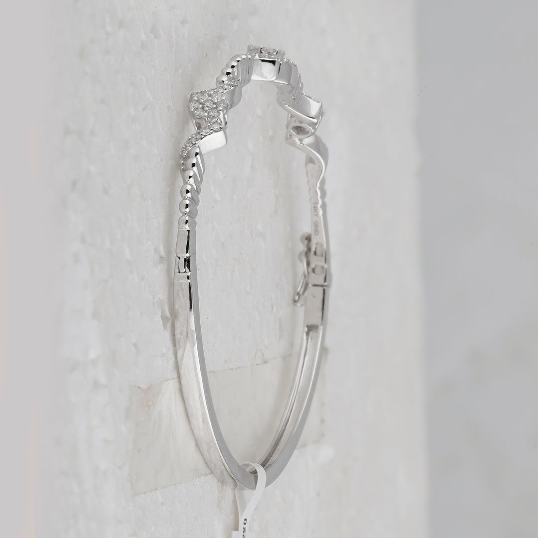 14kt White Gold Women's Diamond Bangle 1/2 ctw