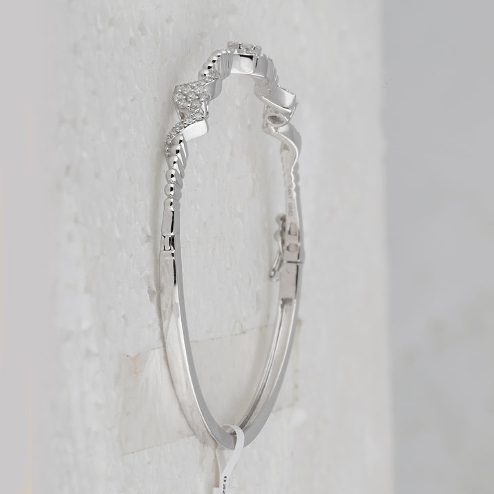 14kt White Gold Women's Diamond Bangle 1/2 ctw