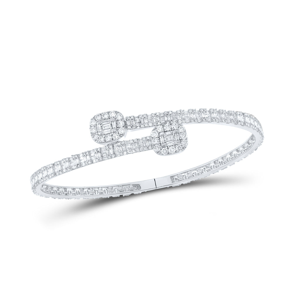 10kt White Gold Men's Baguette Diamond Bangle 4-1/4 ctw
