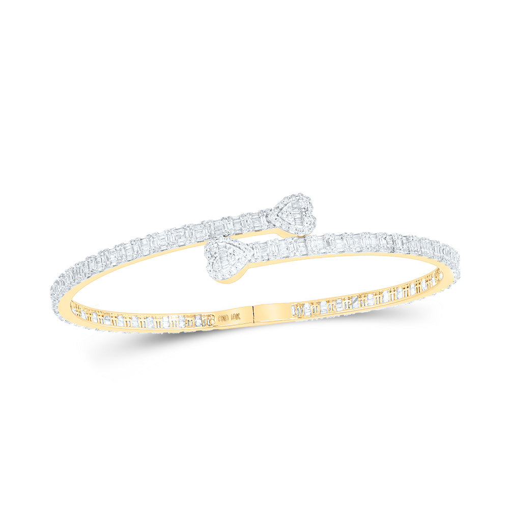 10kt Yellow Gold Women's Baguette Diamond Heart Bangle 2-5/8 ctw