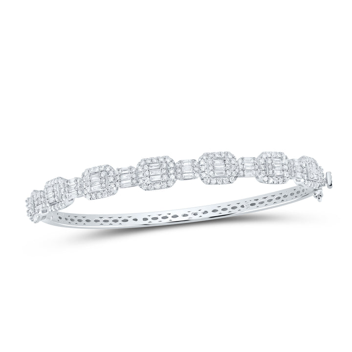 14kt White Gold Women's F-H Diamond Bangle 2-1/4 ctw