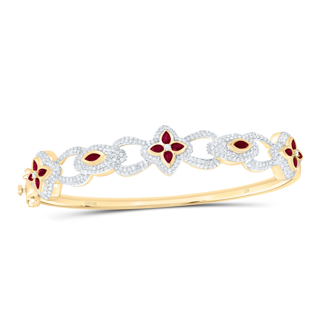 10kt Gold Diamond Clover Bangle 1-5/8 ctw