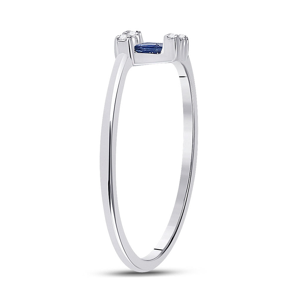 14kt White Gold Womens Baguette Blue Sapphire Fashion Ring 1/4 Cttw